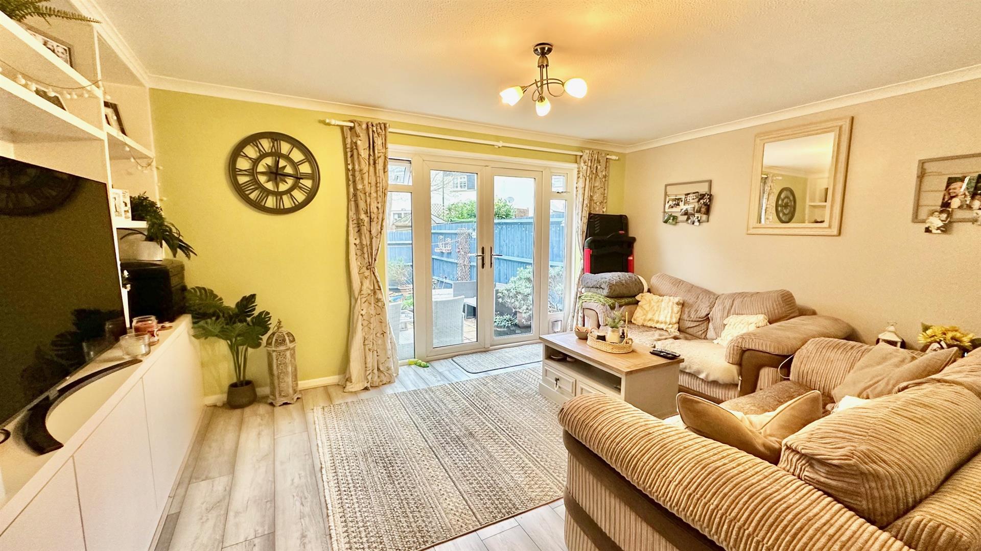 3 bed property in Buckingham Road, St. Leonards-On-Sea